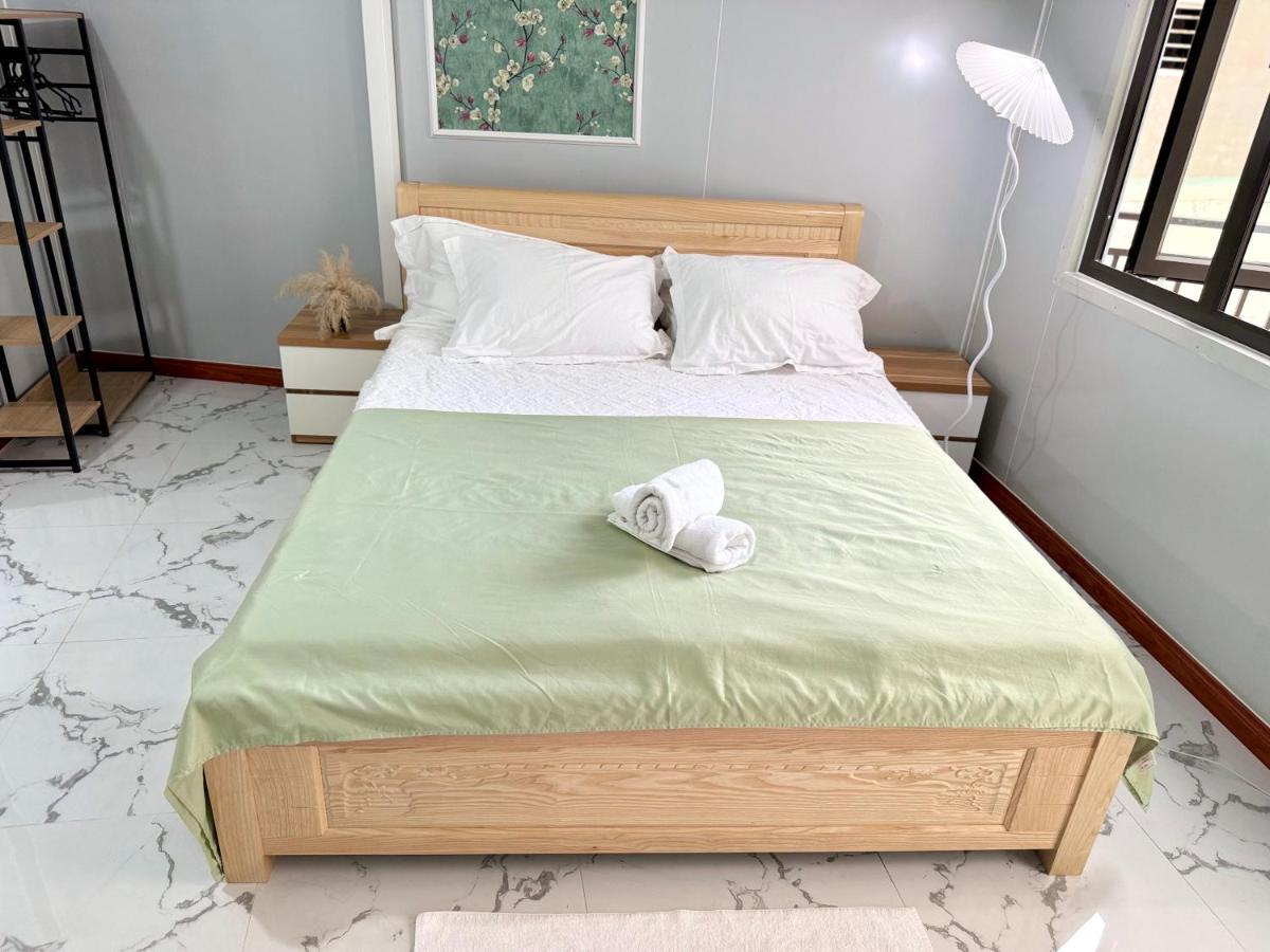 Local Me - Exclusive Centre Room Haiphong Exterior foto